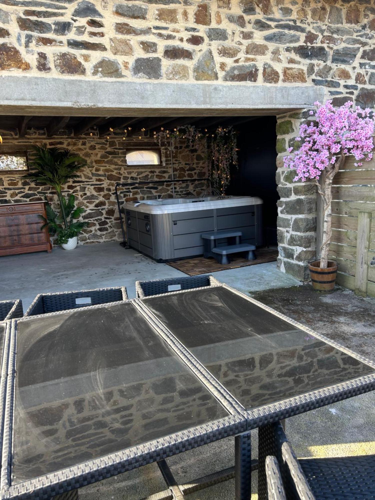 Chambre A La Ferme Torcé Exteriör bild